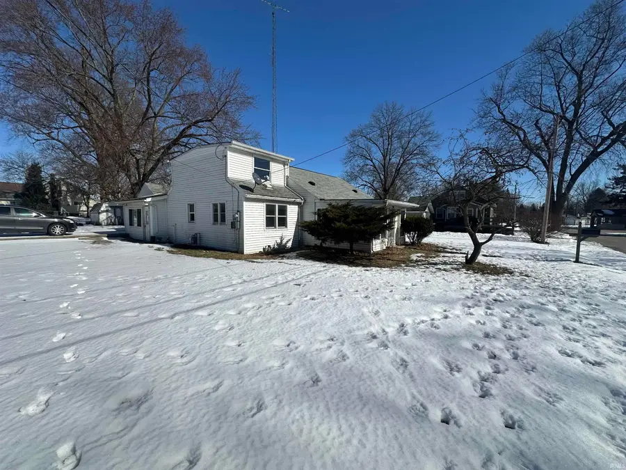 106 E Lewis Street, Culver, IN 46511 - #3