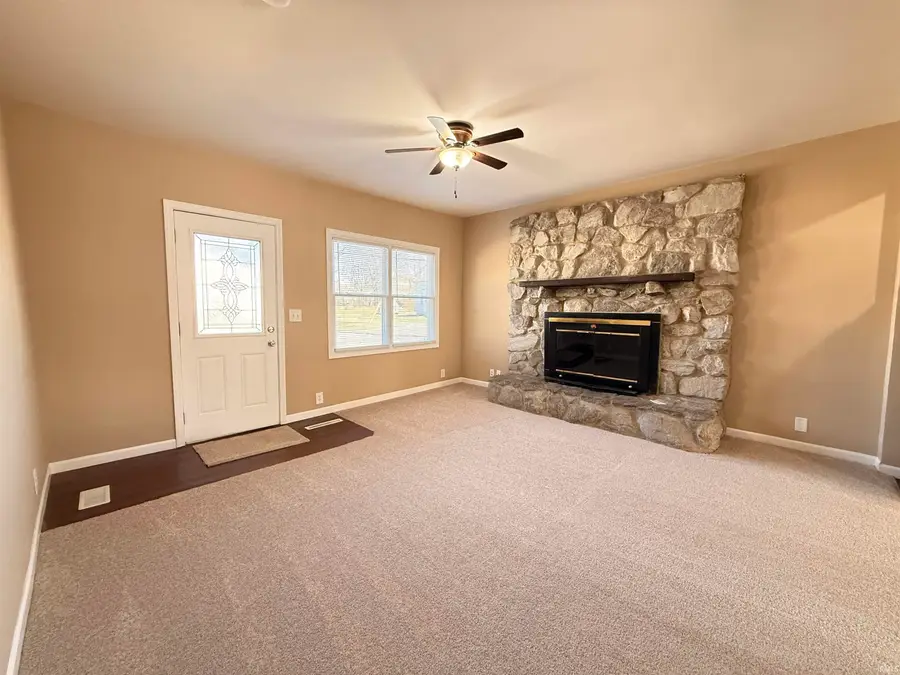 321 E Poplar Street, Boonville, IN 47601 - #3