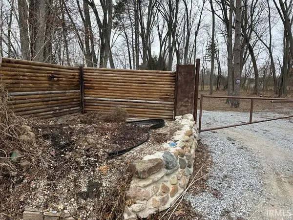 6613 E Palmers Drive, Monticello, IN 47960