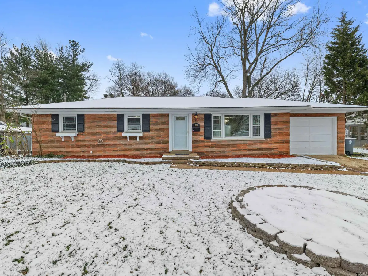 1701 N Thomas Avenue, Evansville, IN 47711 - #1