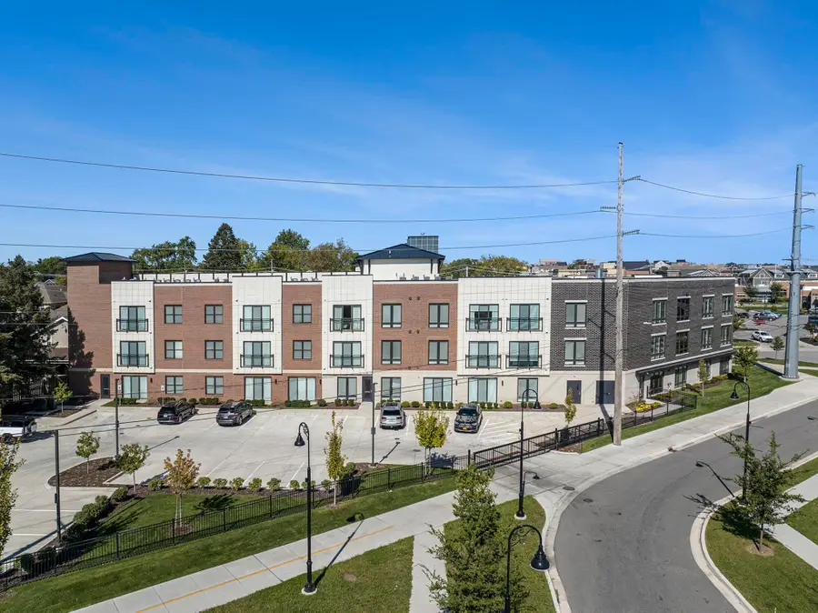 1010 Corby Boulevard #203, South Bend, IN 46617 - #2