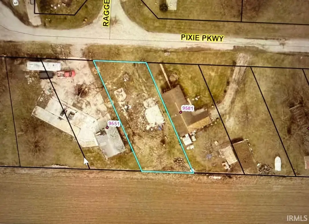 9561 E Pixie Parkway, Cromwell, IN 46732 - #1