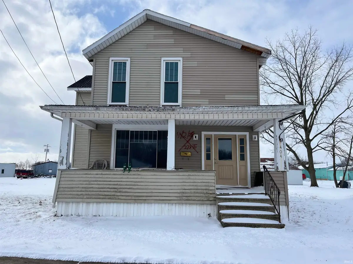 404 E Center Street, Bourbon, IN 46504 - #1