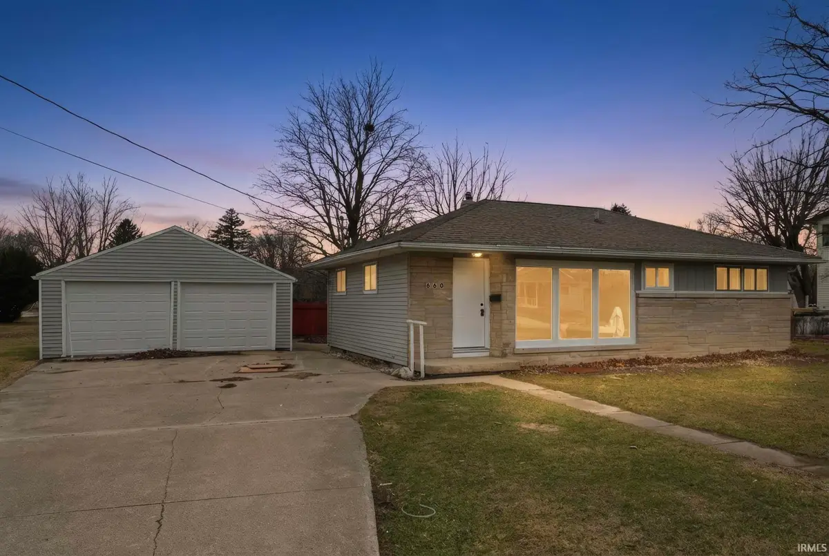 660 Clark Street, Huntington, IN 46750 - #1