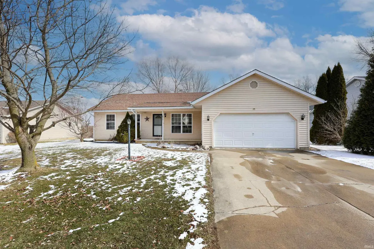 1913 Hunters Ridge Drive, Huntington, IN 46750 - #1