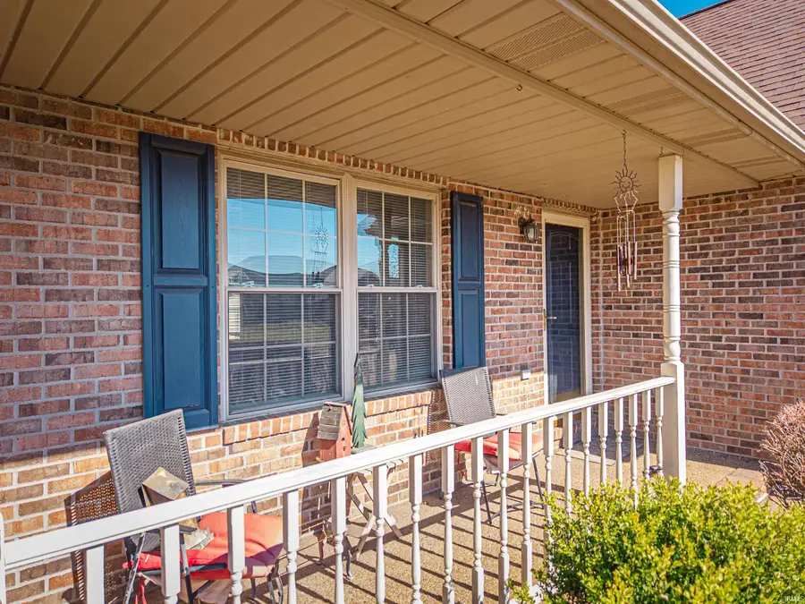 634 Lancelot Drive, Evansville, IN 47711 - #2