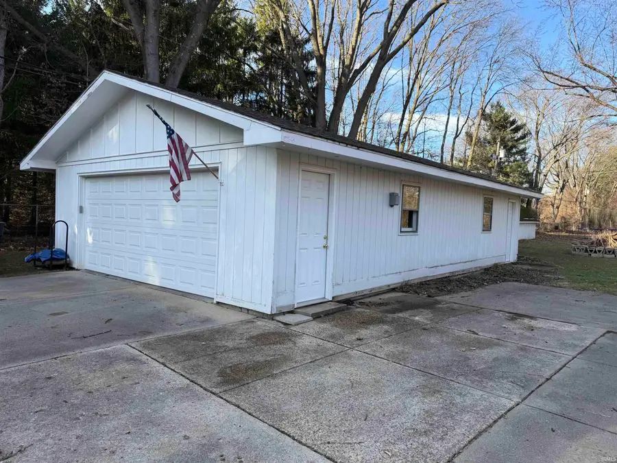 52175 Avanelle Street, Granger, IN 46530 - #2