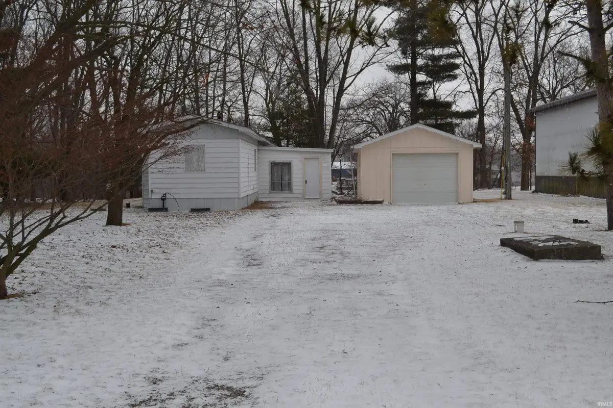 8823 N Kiger Drive, Monticello, IN 47960 - #1