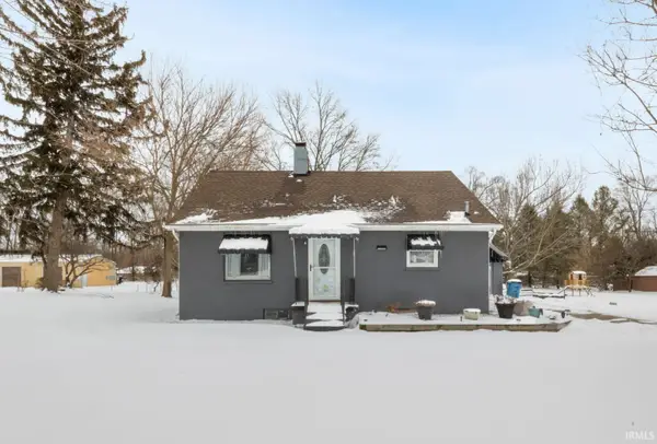 56742 Butternut Road, South Bend, IN 46619