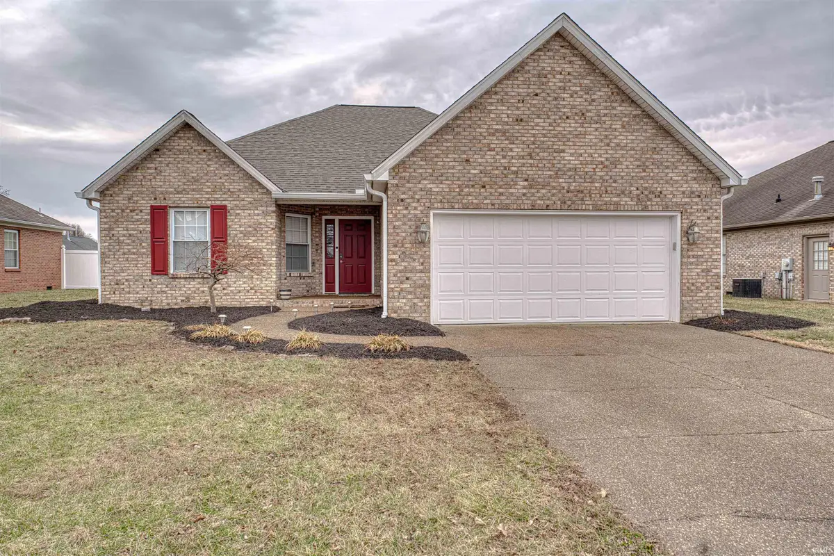 213 Westbriar Boulevard, Newburgh, IN 47630 - #1