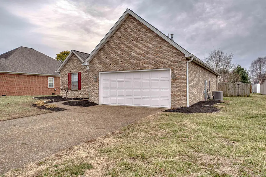 213 Westbriar Boulevard, Newburgh, IN 47630 - #3