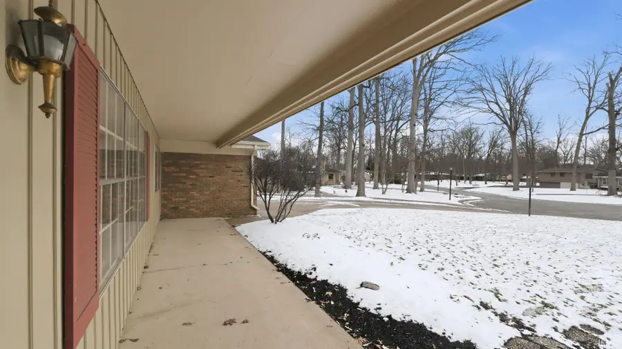 2927 Woodstock Court, Fort Wayne, IN 46815 - #2