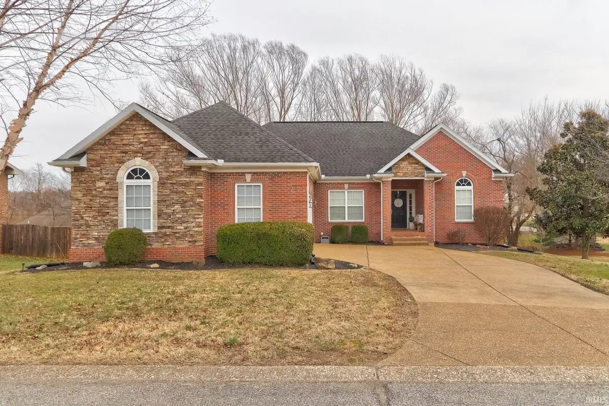 4288 Hilldale Drive, Newburgh, IN 47630 - #1