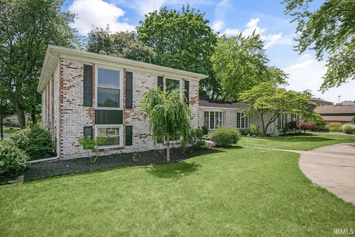 3111 N East Lake Drive, Elkhart, IN 46514 - #1