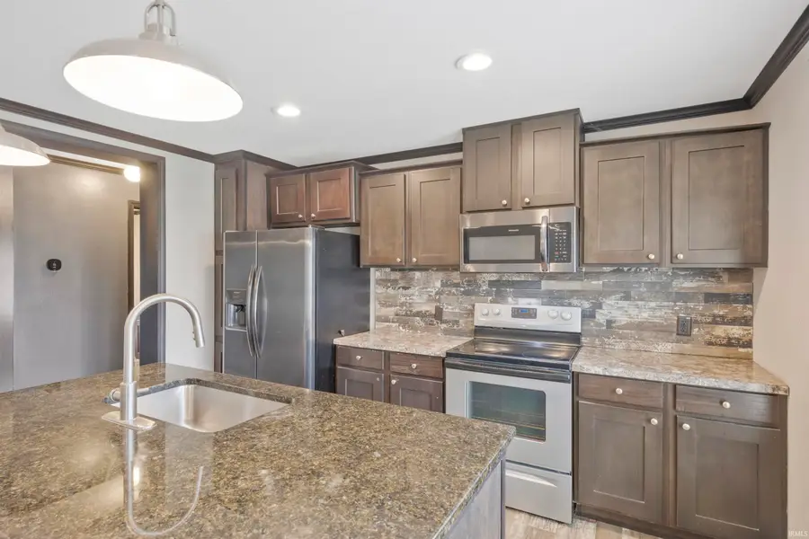 10093 S Koch Drive, Poseyville, IN 47633 - #3