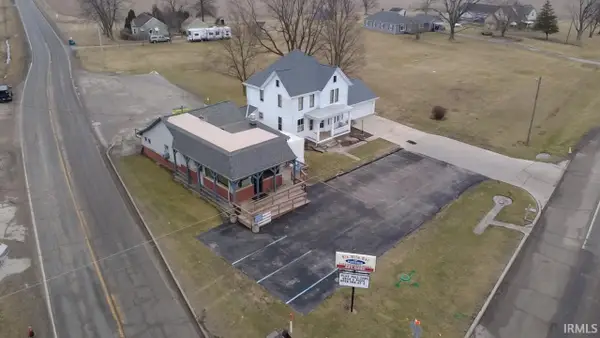 7405/7409 Wayne Trace, Fort Wayne, IN 46816