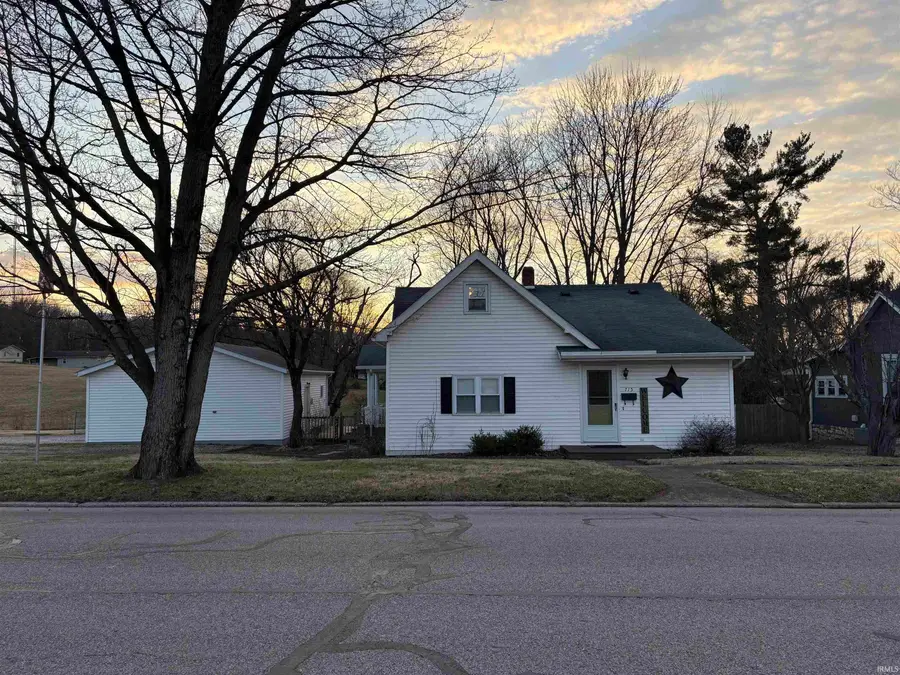 715 SW 1st Street, Washington, IN 47501 - #2