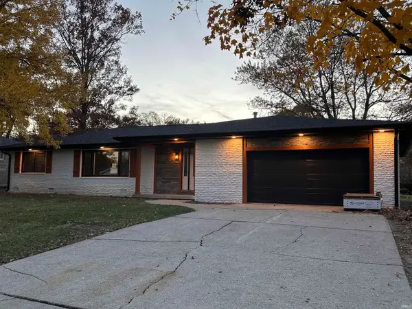 1305 N Greenbriar Road, Muncie, IN 47304