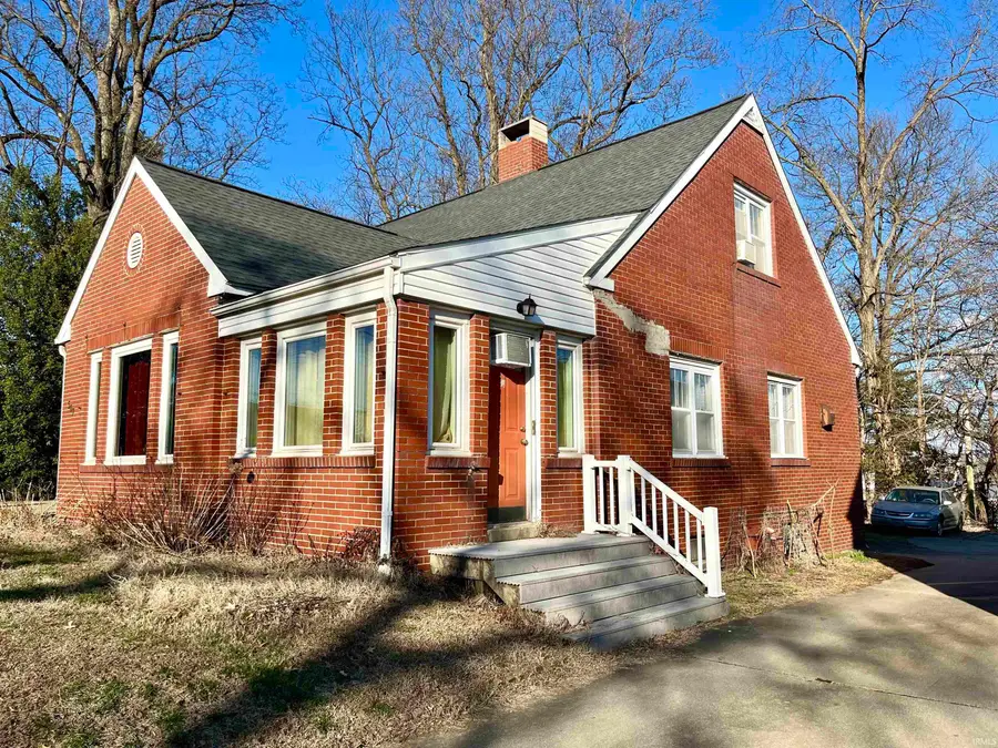 507 N Geiger Street, Huntingburg, IN 47542 - #2