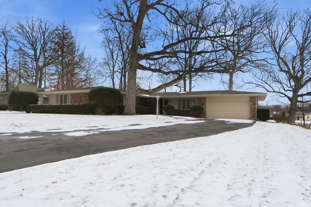4002 Dalewood Drive, Fort Wayne, IN 46815 - #1