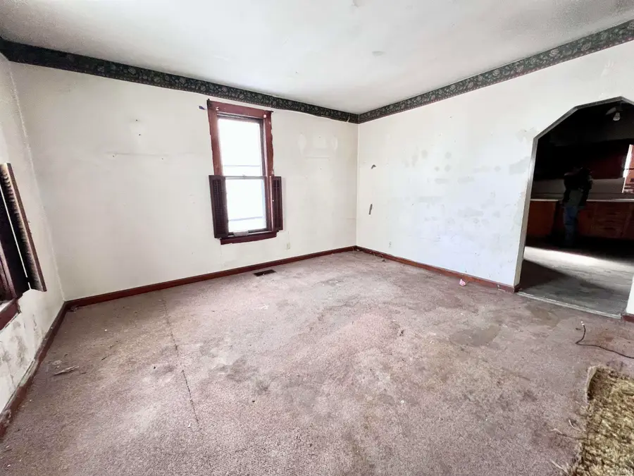 1219 Marshall Avenue, Evansville, IN 47714 - #3