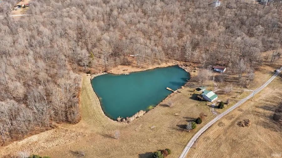 8923 E Sassafras Road, Bloomfield, IN 47424 - #2