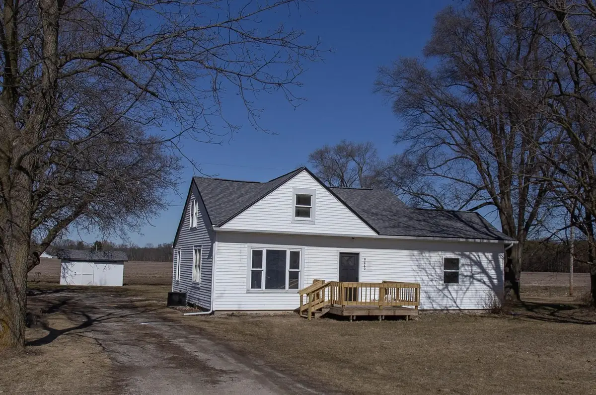 9680 W Us Highway 20, Angola, IN 46703 - #1