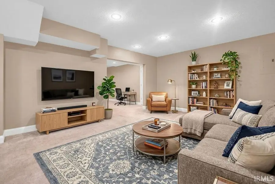 5376 S Fairfax Drive, Bloomington, IN 47401 - #3