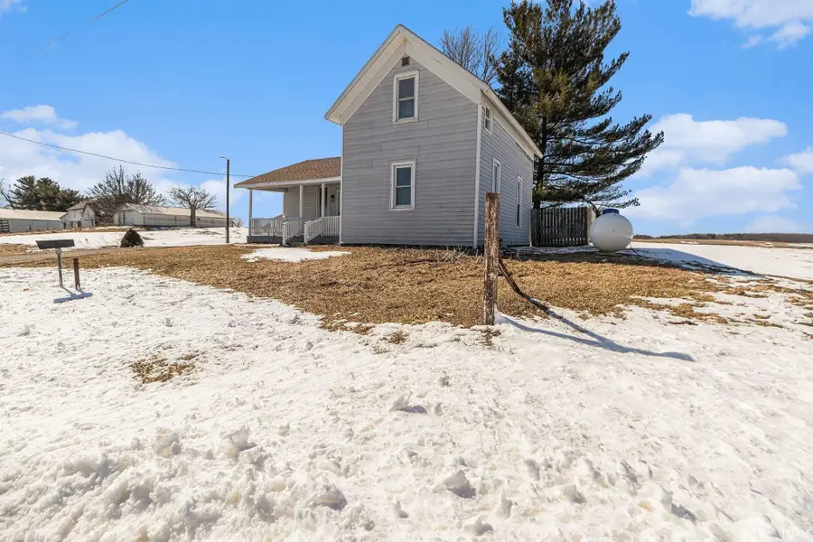 1862 S 1600 E Road, Silver Lake, IN 46982 - #2