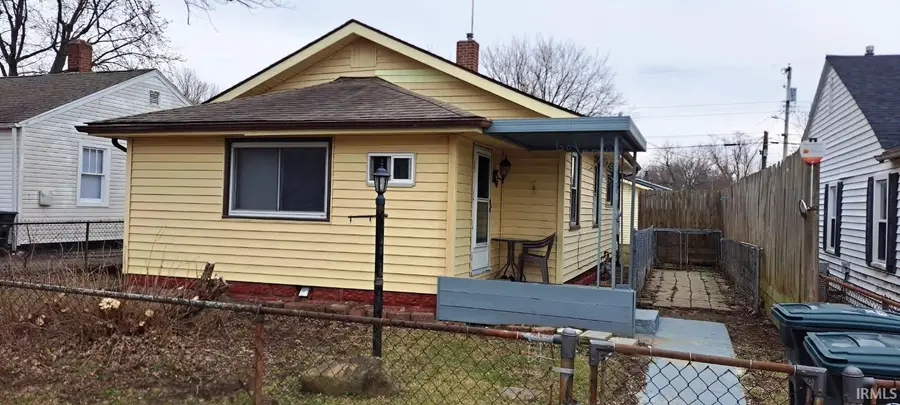 907 W 14th Street, Muncie, IN 47302 - #2