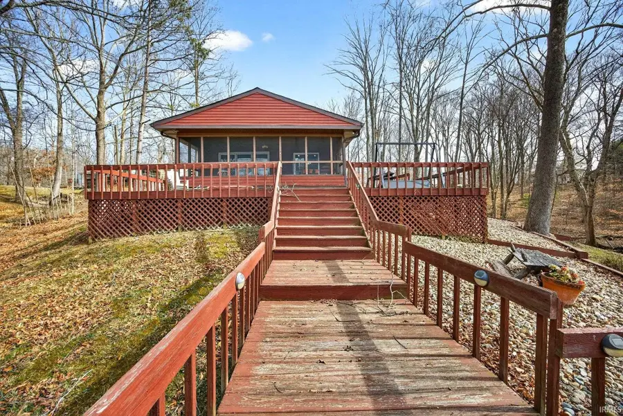 8055 N Lakewood Drive, Unionville, IN 47468 - #2