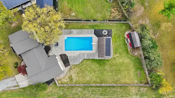 9166 Auburn Road, Fort Wayne, IN 46825