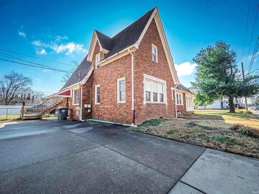 1700 E Blackford Avenue, Evansville, IN 47714 - #2
