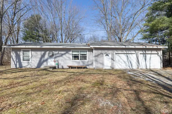 29239 Kauffman Street, Elkhart, IN 46517