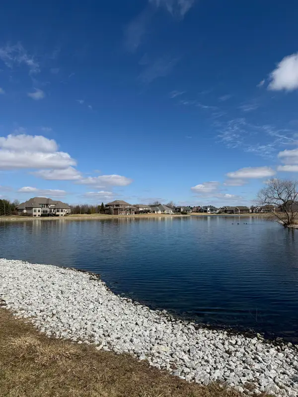 13702 Retreat Trail Road, Fort Wayne, IN 46845