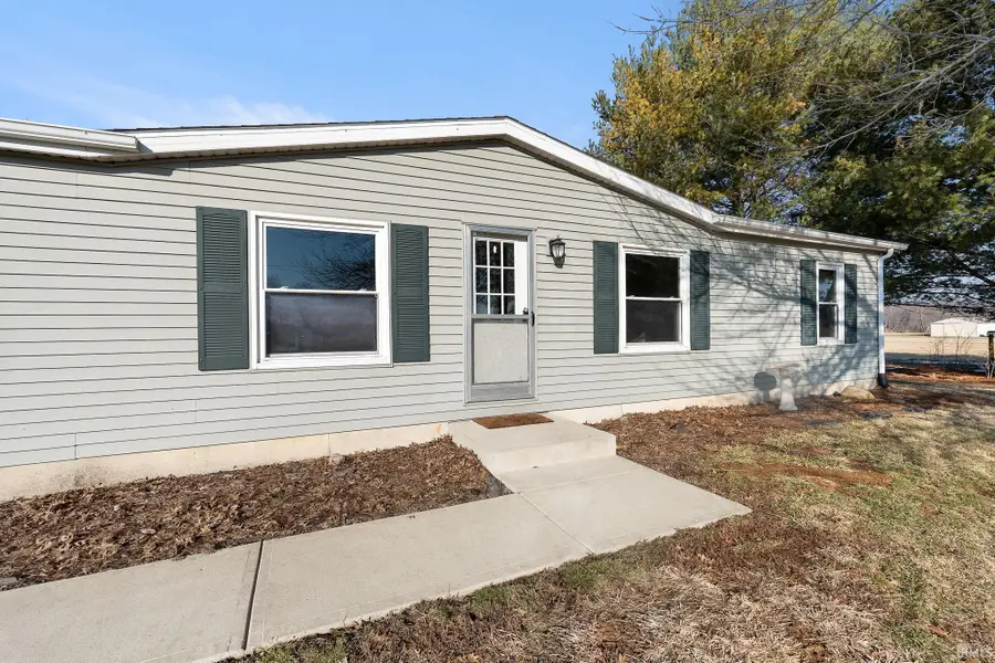 18711 Mcduffee Road, Churubusco, IN 46723 - #3