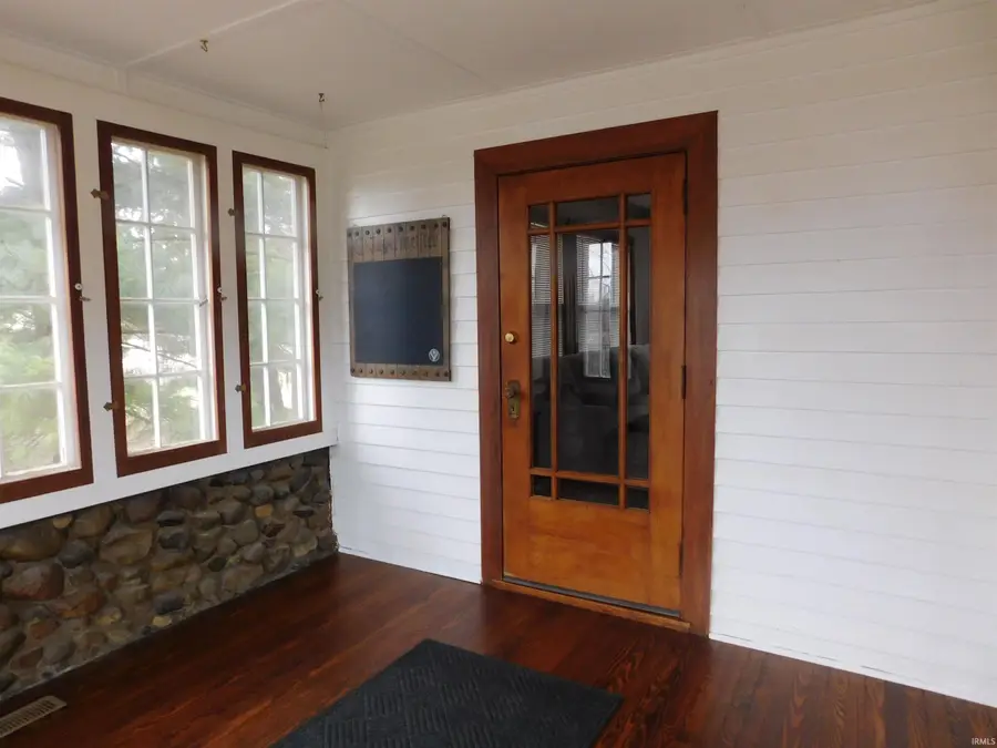 3006 W Jackson Street, Muncie, IN 47304 - #3