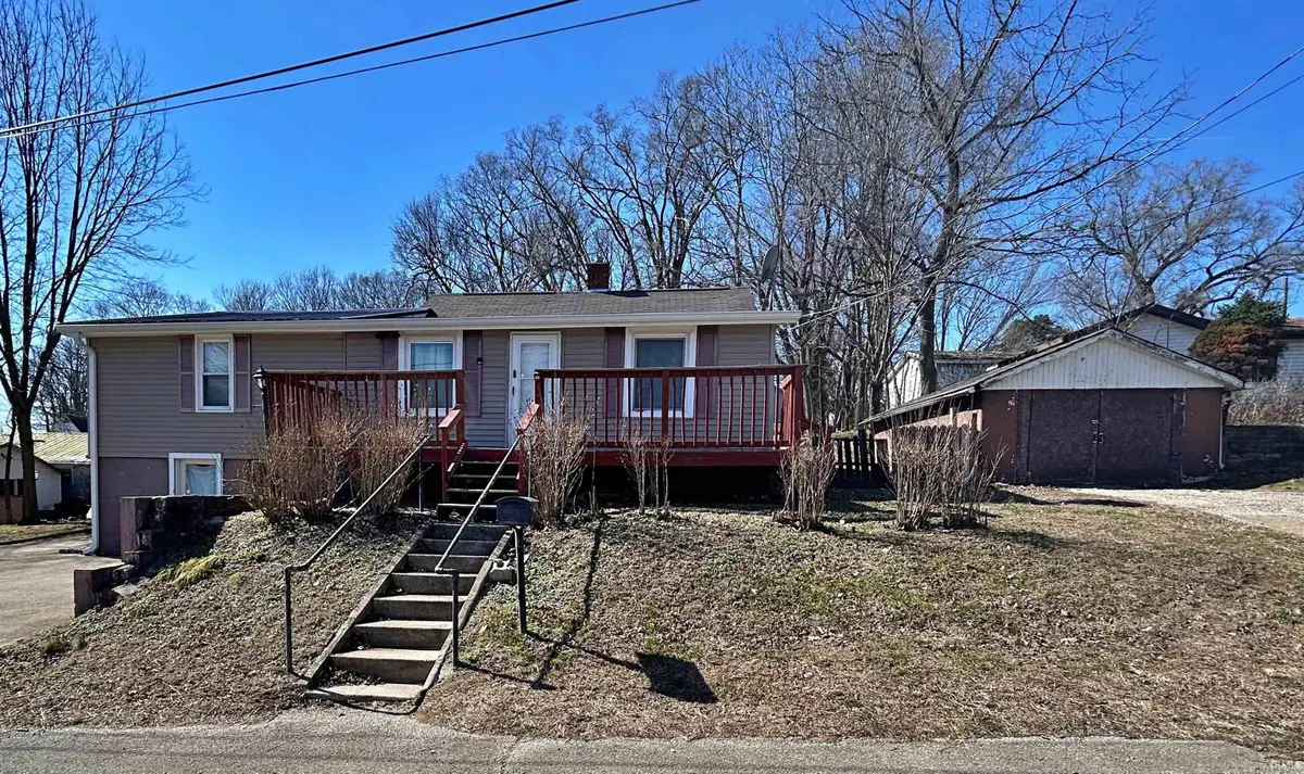 332 N Cavins Street, Bloomfield, IN 47424 - #1