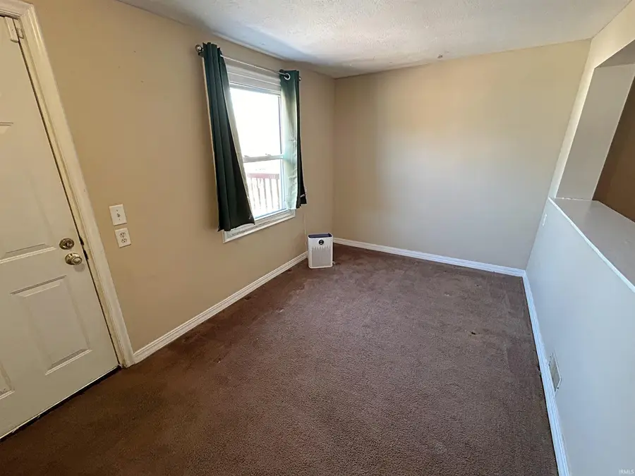 332 N Cavins Street, Bloomfield, IN 47424 - #3