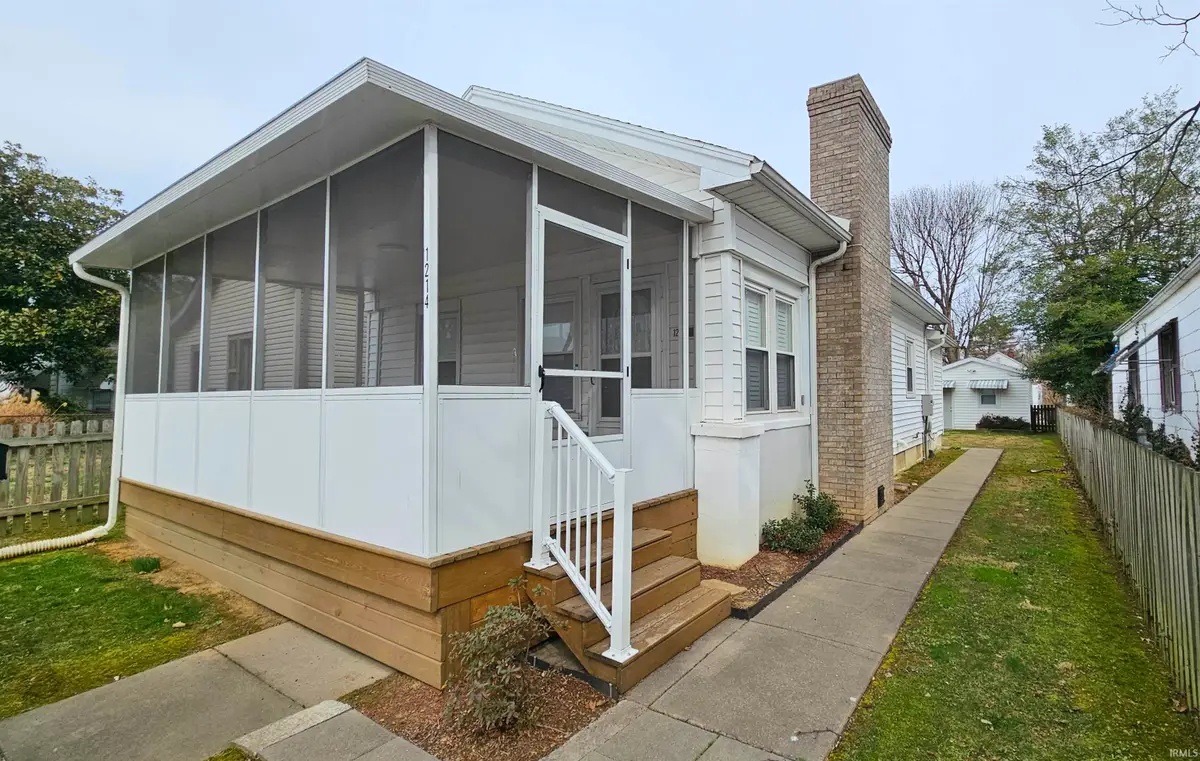 1214 S Harlan Avenue, Evansville, IN 47714 - #1