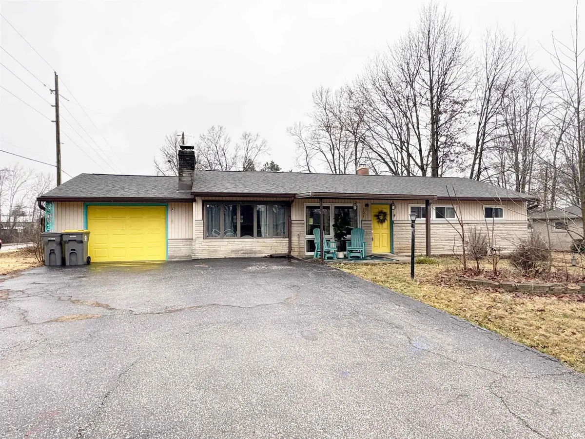 101 W Hoosier Street, Bloomington, IN 47403 - #1