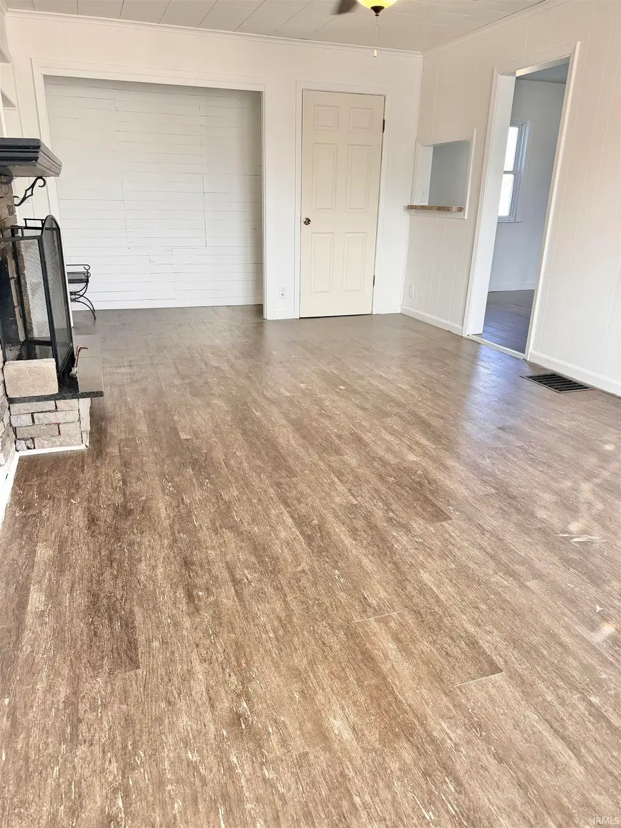 222 E 29th Street, Muncie, IN 47302 - #3