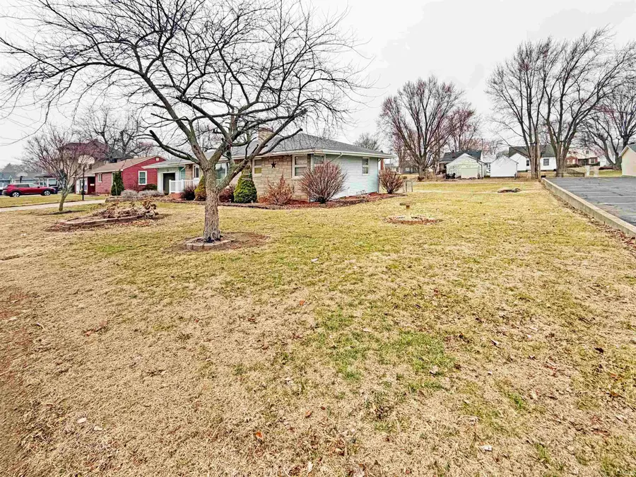 1706 E Walnut Street, Frankfort, IN 46041 - #3