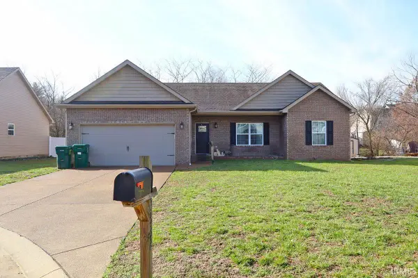 1332 Breezy Creek Drive, Evansville, IN 47720