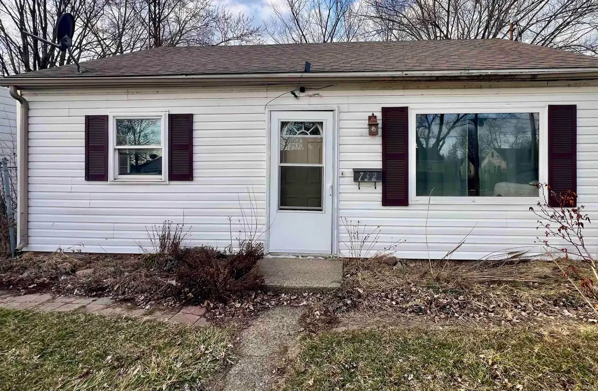 732 Marine Avenue, Elkhart, IN 46516 - #1