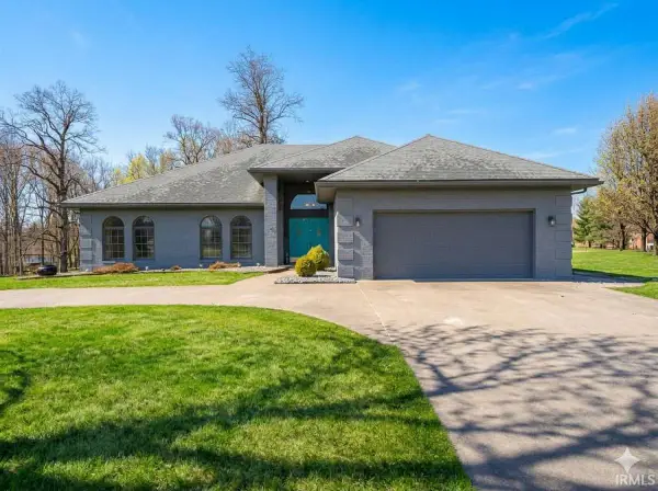 2406 White Ridge Lane, Washington, IN 47501