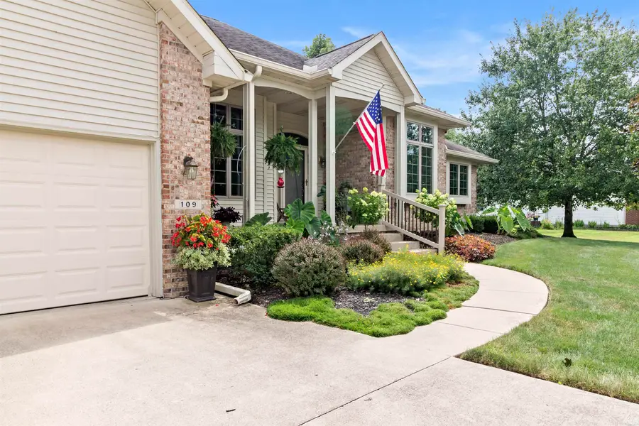 109 Lakeview Drive, Hartford City, IN 47348 - #2