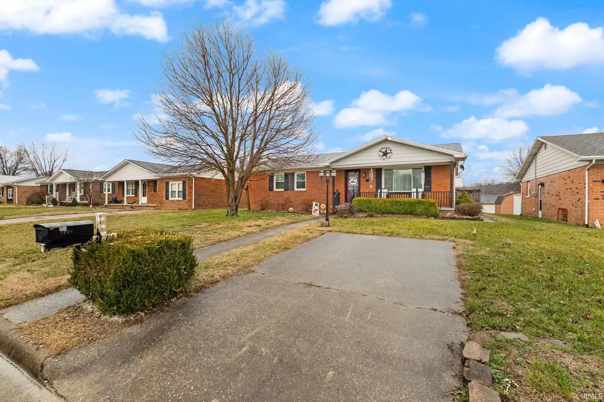 1216 20th Street, Tell City, IN 47586 - #1