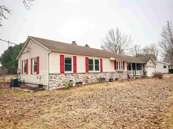 58300 Pear Road, South Bend, IN 46619