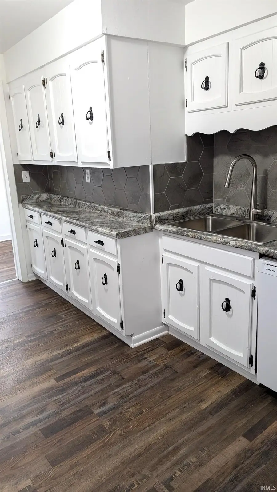 416 E Bradford Street, Marion, IN 46952 - #2